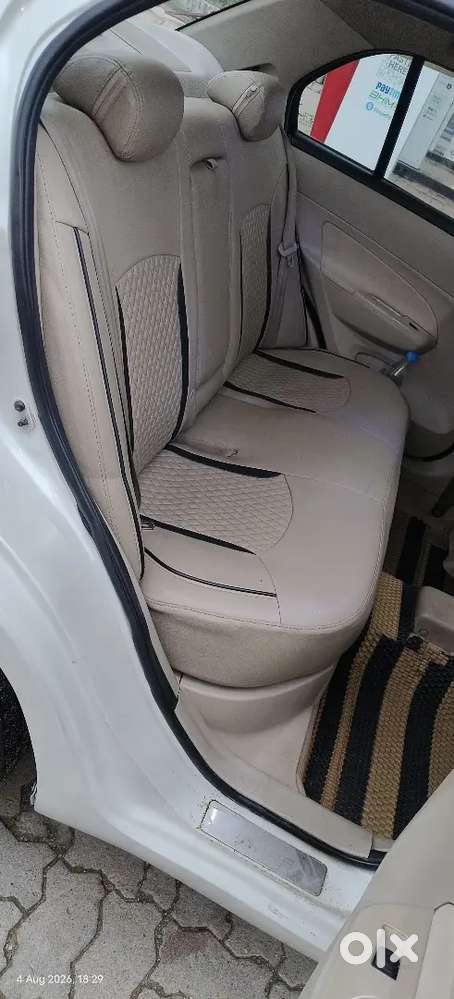Maruti Suzuki Dzire Lxi 2017 Variant