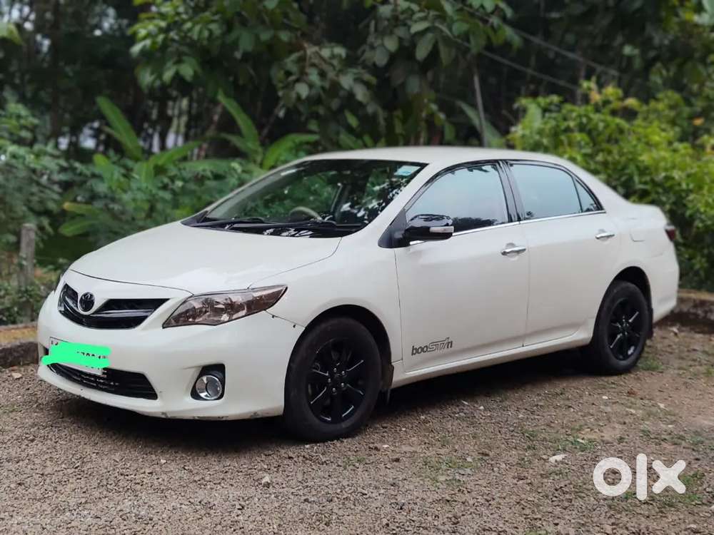 Toyota Corolla Altis 2012 Diesel 120000 Km Driven