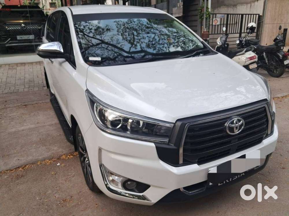Toyota Innova Crysta 2.4 Z 7 Str, 2025, Diesel