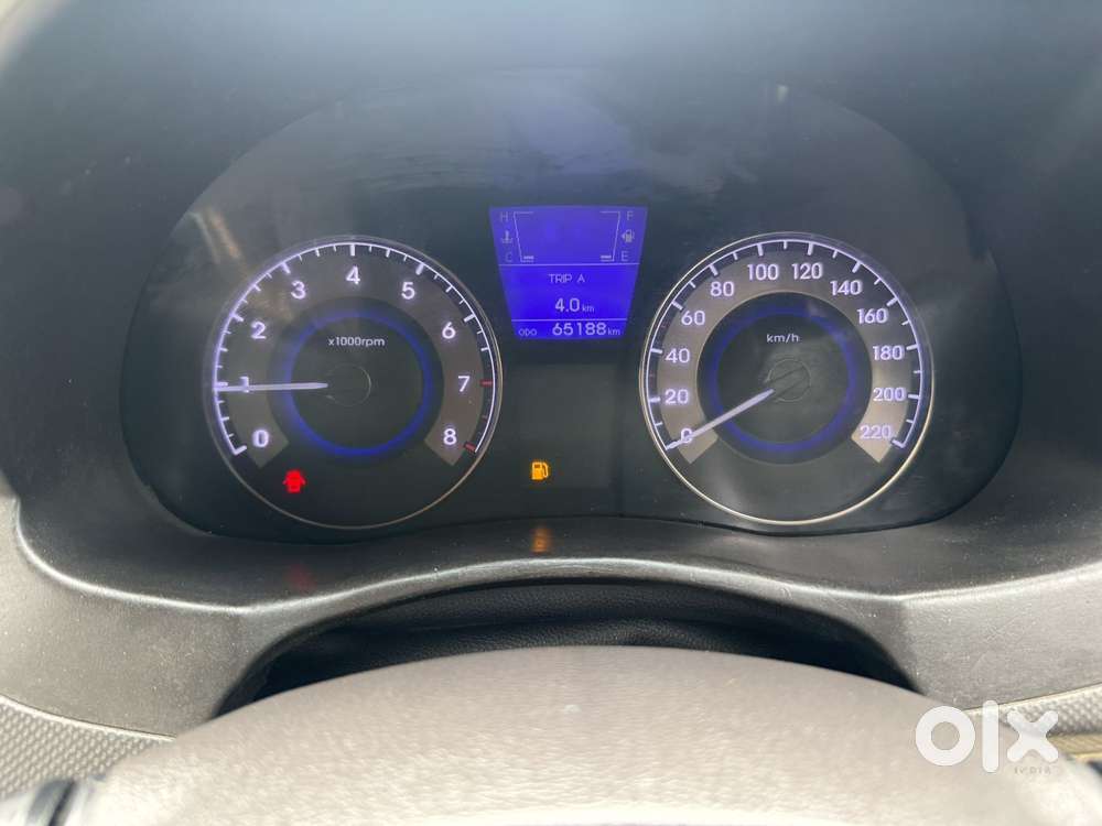 Hyundai Verna Vtvt 1.6 Ex, 2013, Petrol