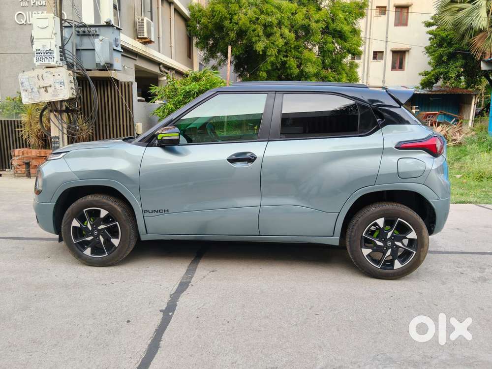 Tata Punch Creative Flagship Dual Tone Amt, 2023, Petrol