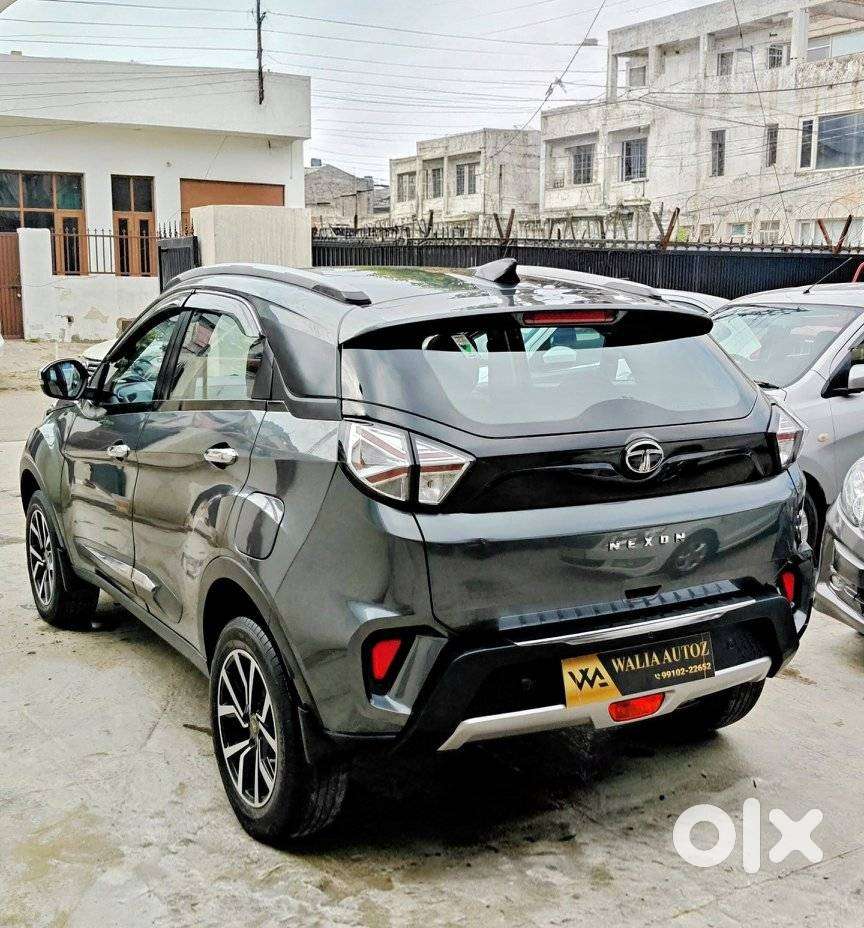 Tata Nexon 1.2 Revotron Xm (s), 2023, Petrol
