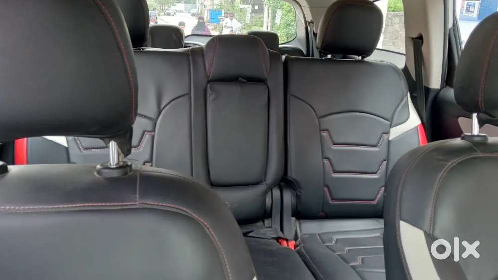 Mahindra Xuv700 Ax 5 Petrol 2021, West Bengal Registered