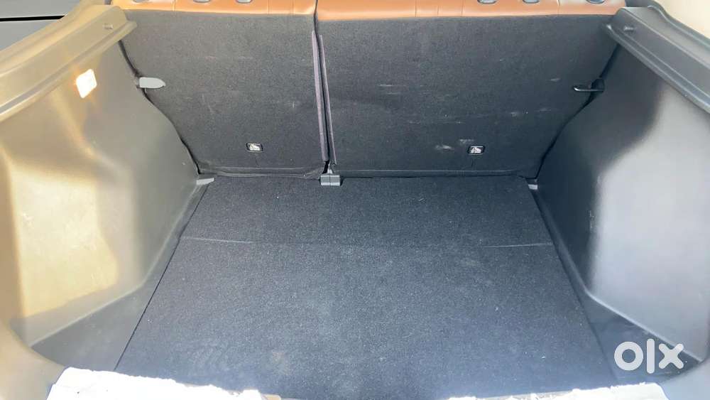 Honda Elevate Zx Cvt, 2023, Petrol