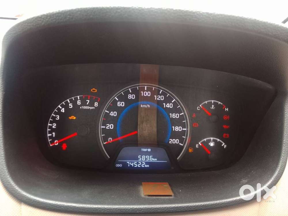 Hyundai Grand I10 Sportz, 2016, Petrol