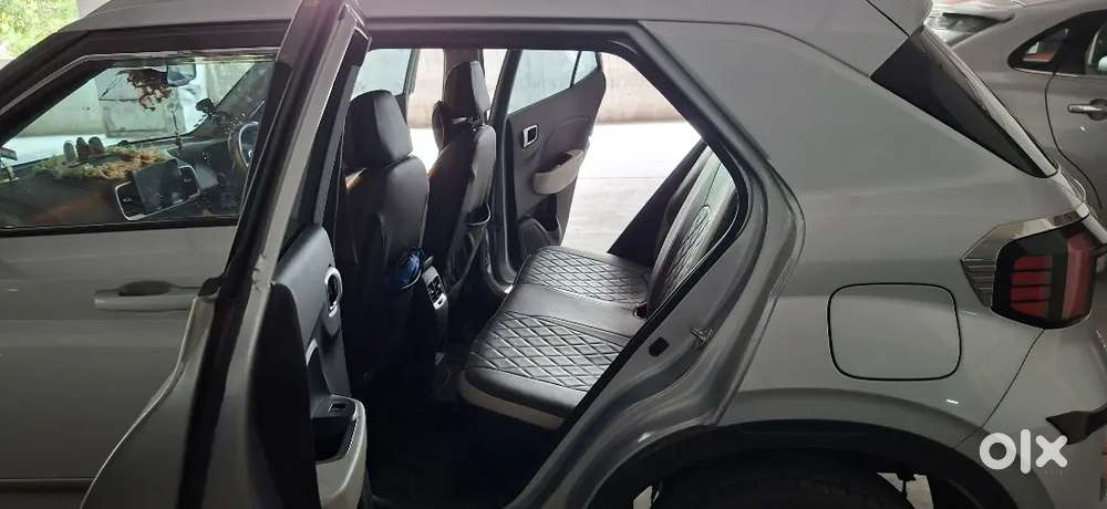 Hyundai Venue 1.2 Petrol 2024 Manual
