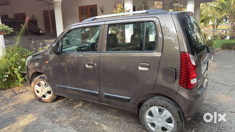 Maruti Suzuki Wagon R 1.0 Vxi Ags, 2018, Petrol