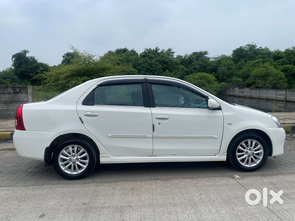 Toyota Etios Vx, 2012, Petrol