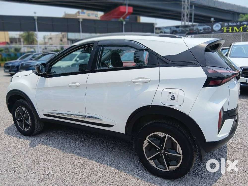 Tata Nexon Creative Plus S 1.2 Revotron Petrol 6 Mt, 2024, Petrol
