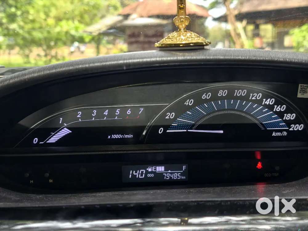 Toyota Etios Liva V 2018 Dual Tone