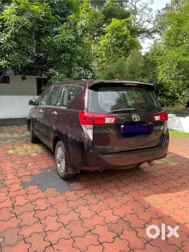 Toyota Innova Crysta 2.8 Z 2016 Diesel
