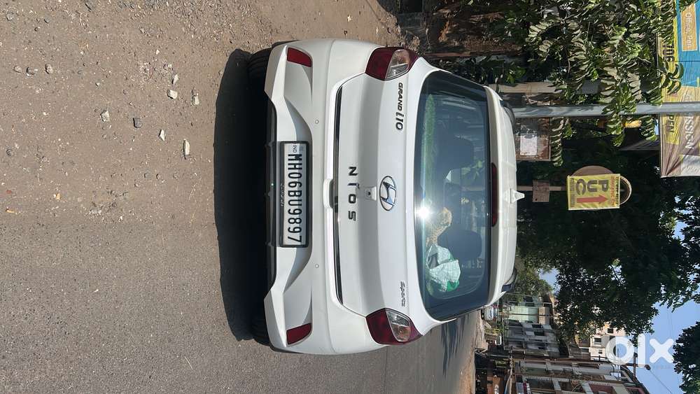 Grand I10 Nios Vtvt Sports Amt