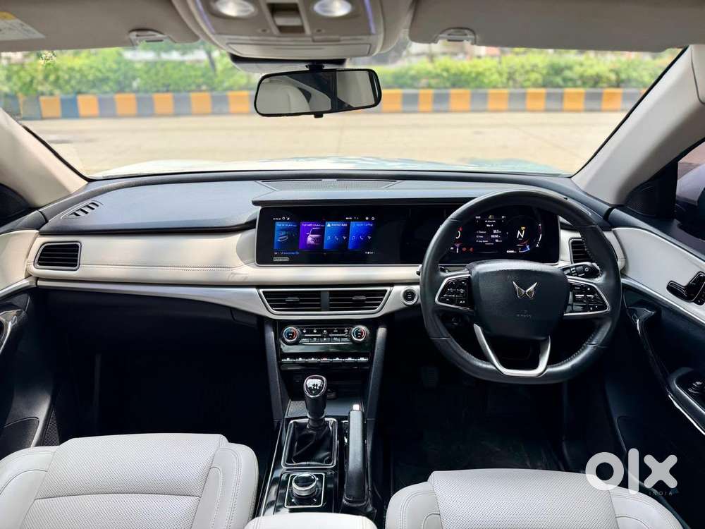 Mahindra Xuv700 2.2 Ax 7 Diesel Mt Str, 2021, Diesel