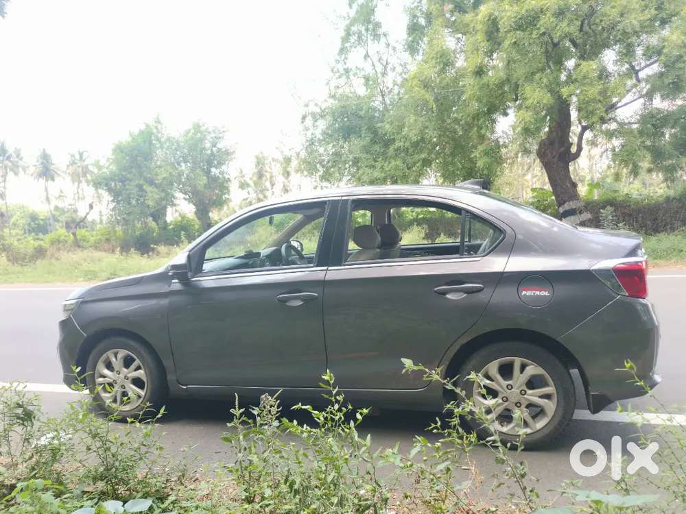 Honda Amaze 2018 Petrol Well Maintained.