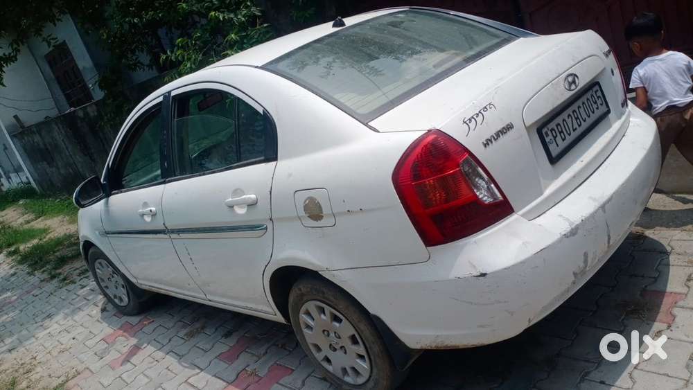 Hyundai Verna Diesel 2008.