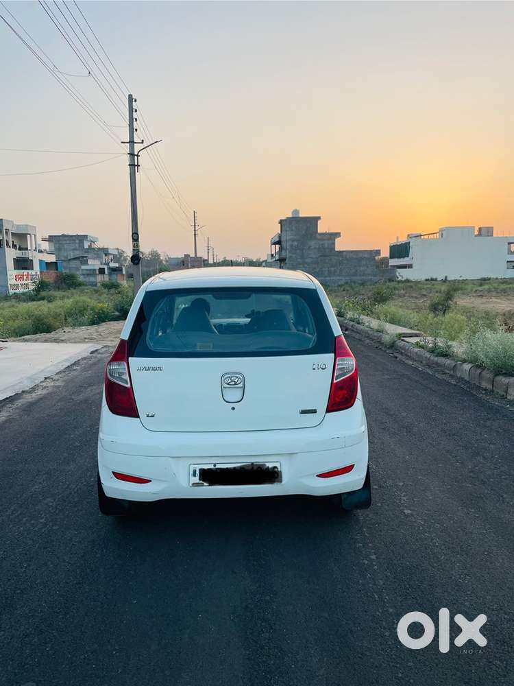Hyundai I10 Sportz 2012