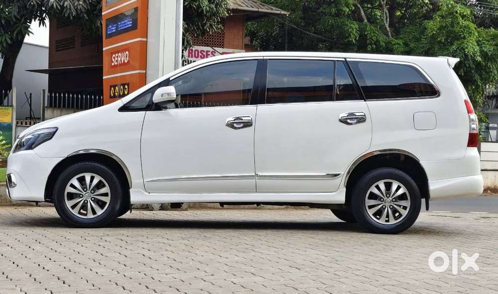 Toyota Innova 2.5 V 7 Str, 2015, Diesel