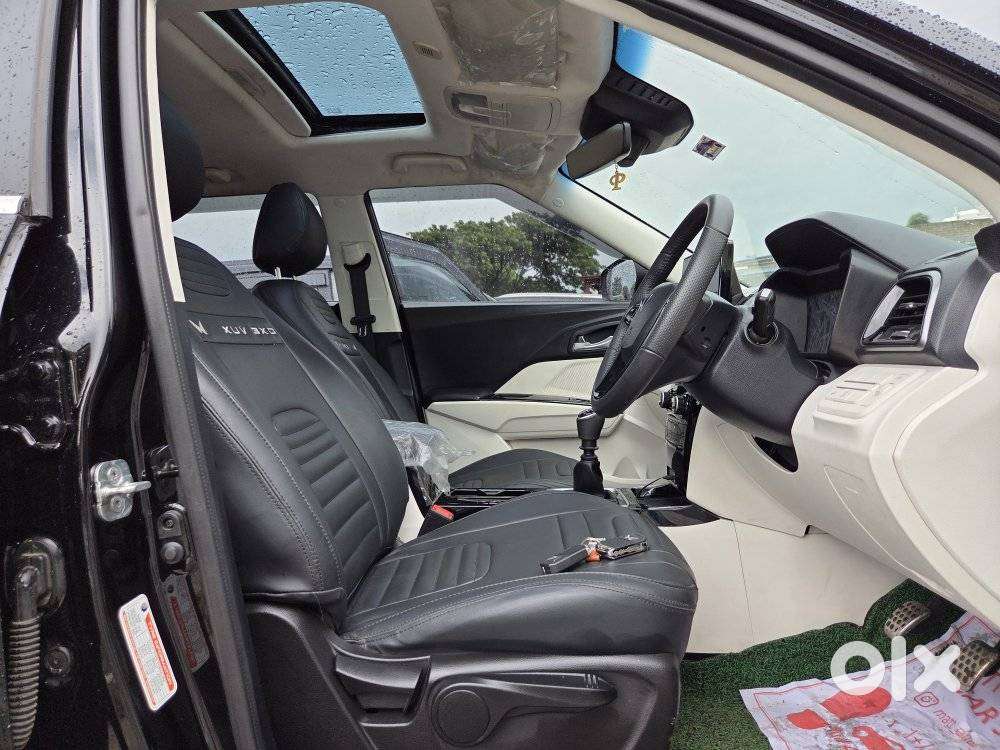 Mahindra Xuv 3xo Ax5l Pg Mt, 2026, Petrol