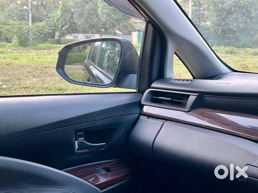 Toyota Innova Crysta 2.8 Gx At, 2020, Petrol