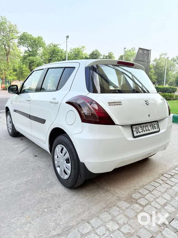 Maruti Suzuki Swift Lxi Optional-o, 2016, Petrol