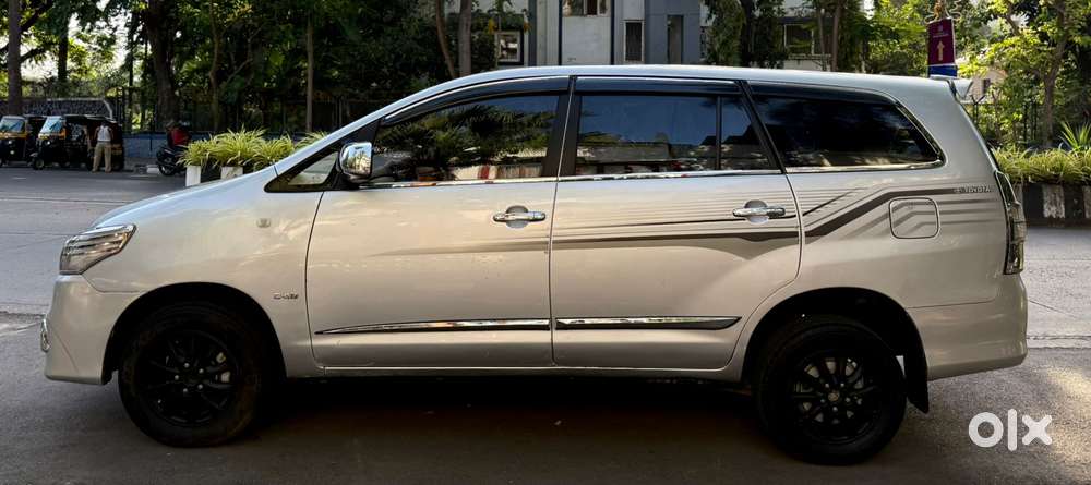 Toyota Innova 2.5 Vx 8 Seater Bs Iv, 2013, Diesel