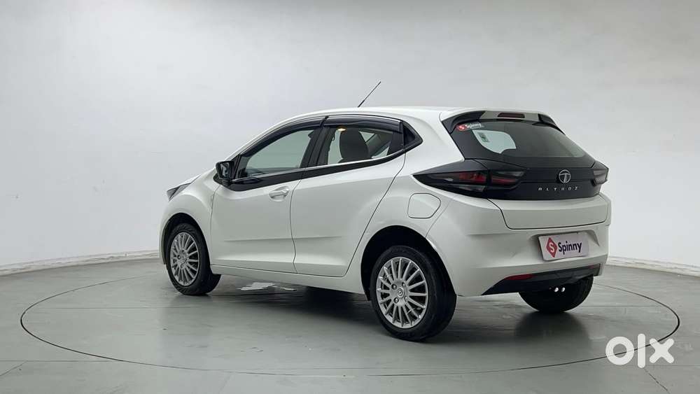 Tata Altroz 1.2 Xt, 2022, Petrol