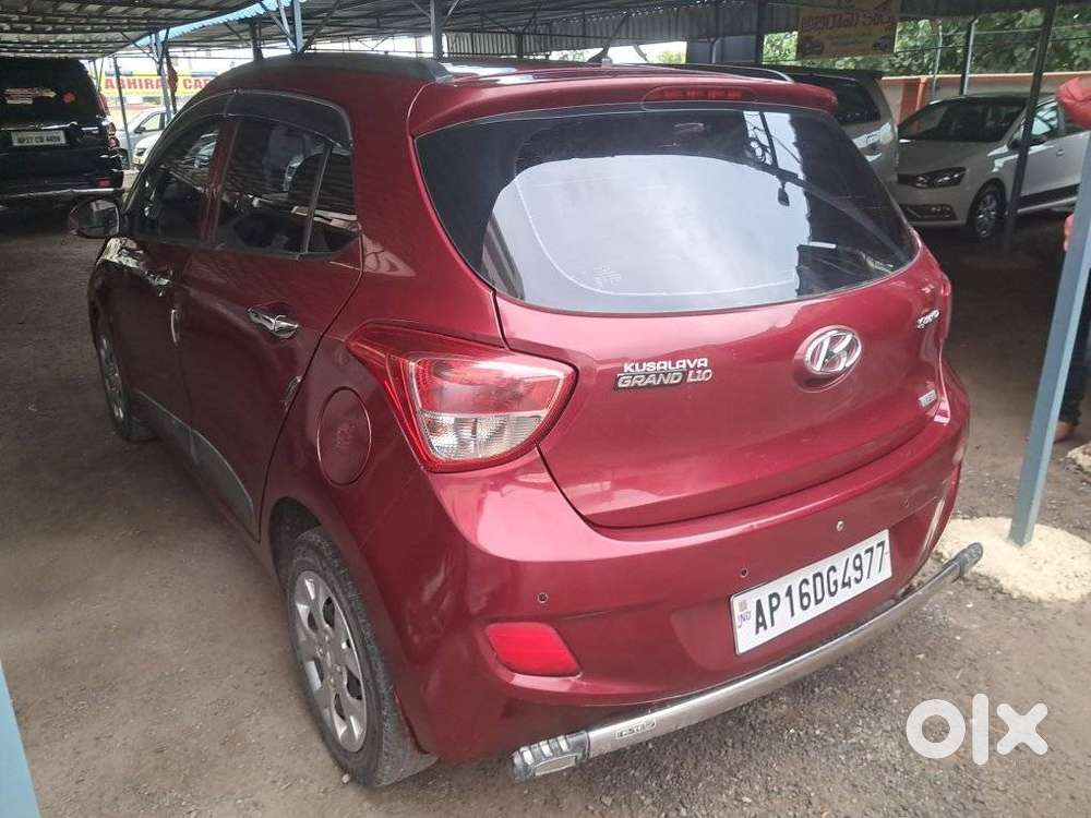 Hyundai Grand I10 1.2 Crdi Sportz, 2016, Petrol
