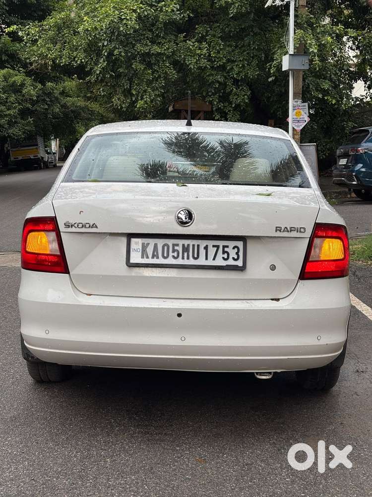 Skoda Rapid 1.5 Tdi At Style Plus, 2016, Diesel