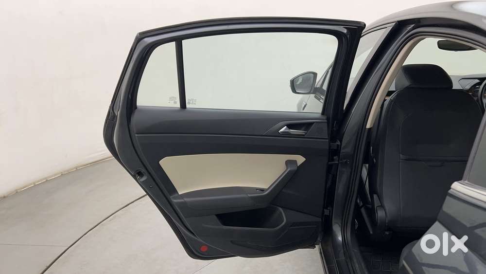 Skoda Slavia Style 1.5l Tsi Dsg, 2022, Petrol