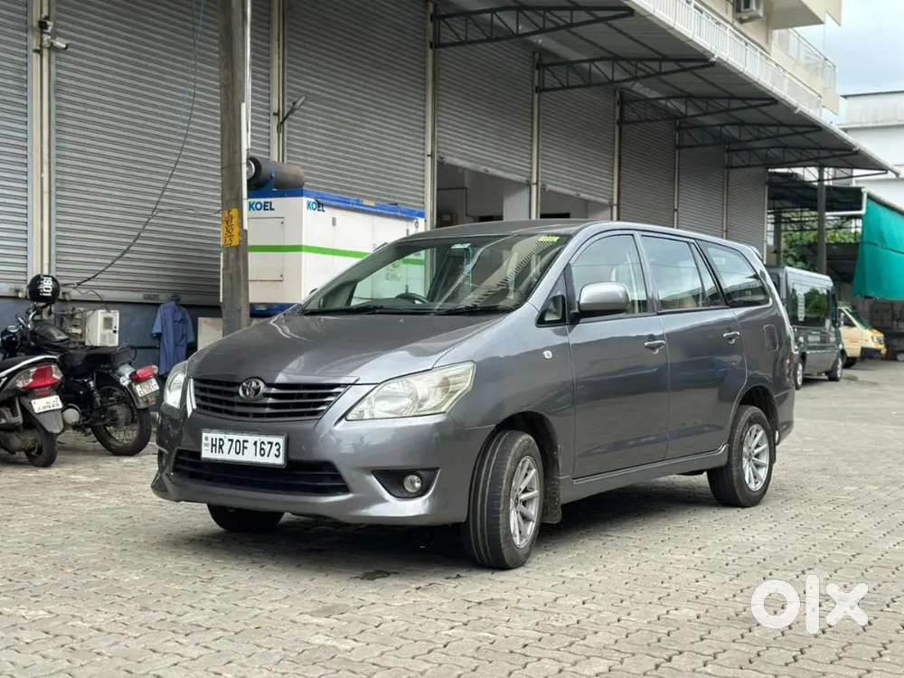 Toyota Innova 2012 Diesel Well Maintained