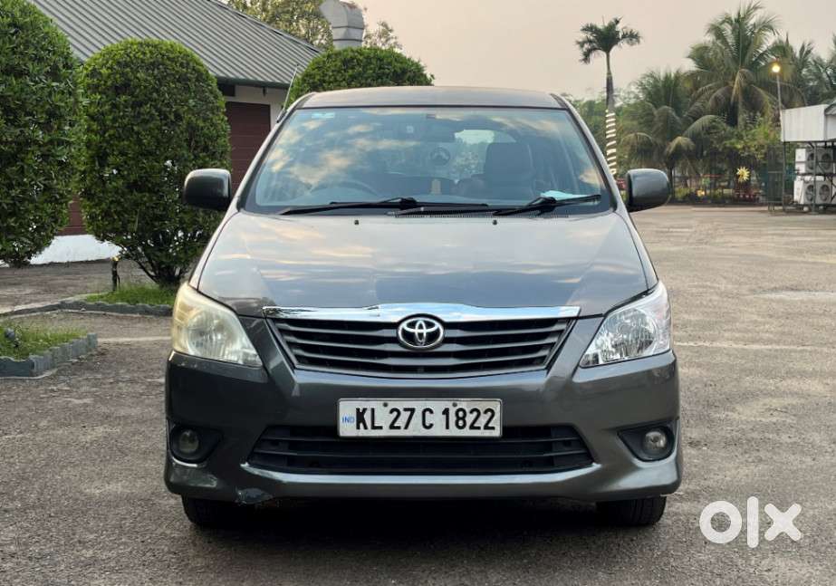 Toyota Innova 2.5 Gx (diesel) 7 Seater Bs Iv, 2012, Diesel