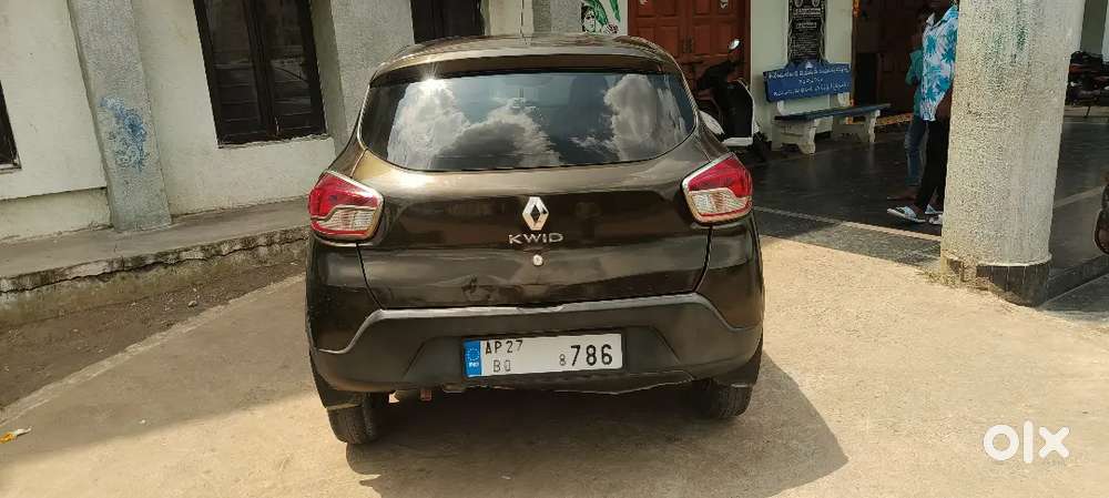 Government Employees Used Renault Kwid Special 2017