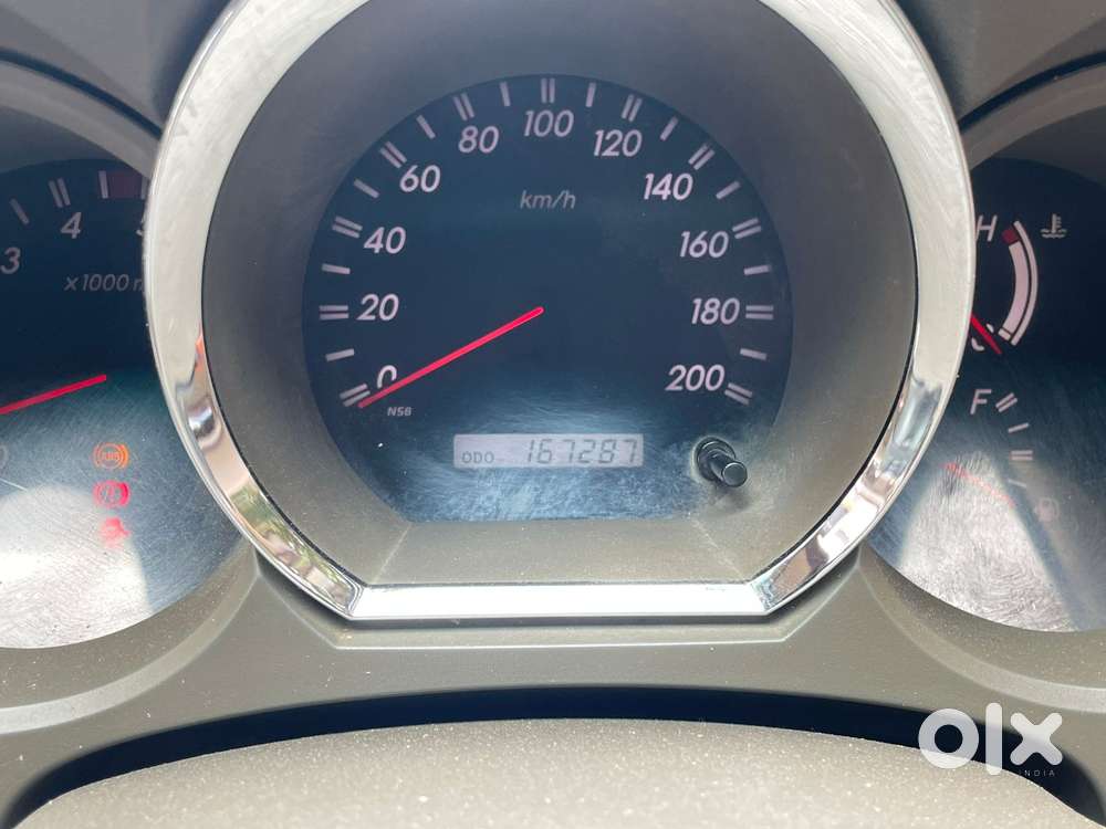 Toyota Fortuner 3.0 4x4 Manual, 2010, Diesel
