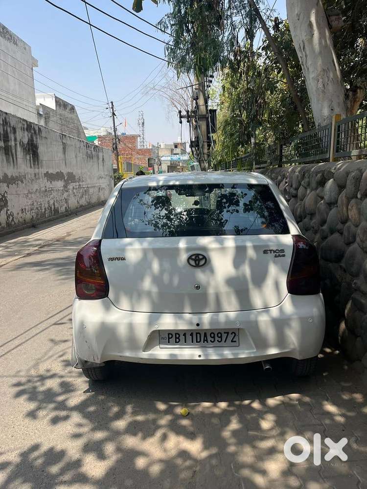 Toyota Petrol Manual Car 2016