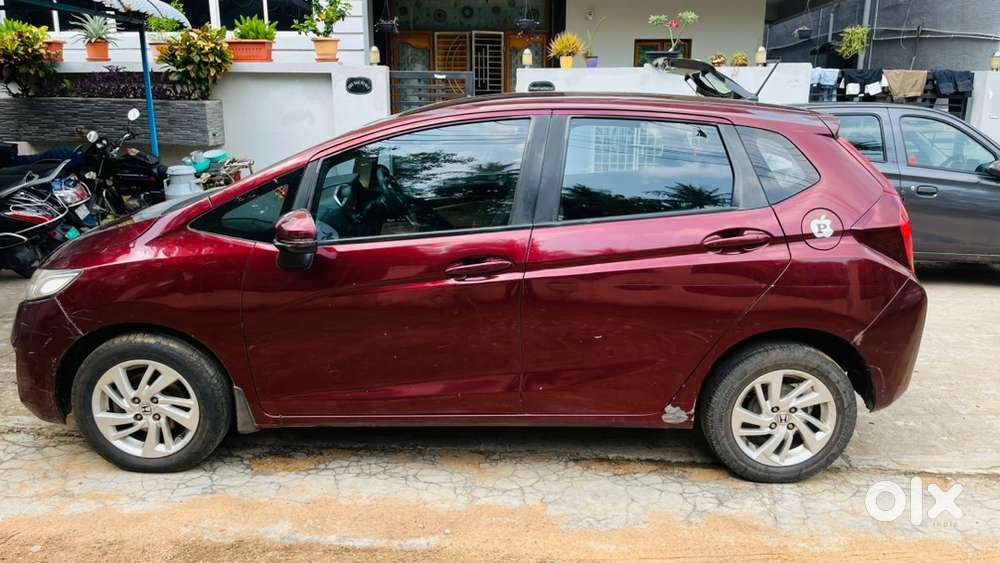 2015 Honda Jazz V Petrol Automatic