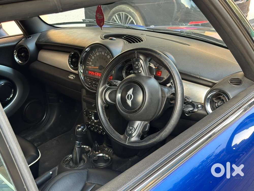 Mini Cooper Convertible 2015 Petrol Well Maintained