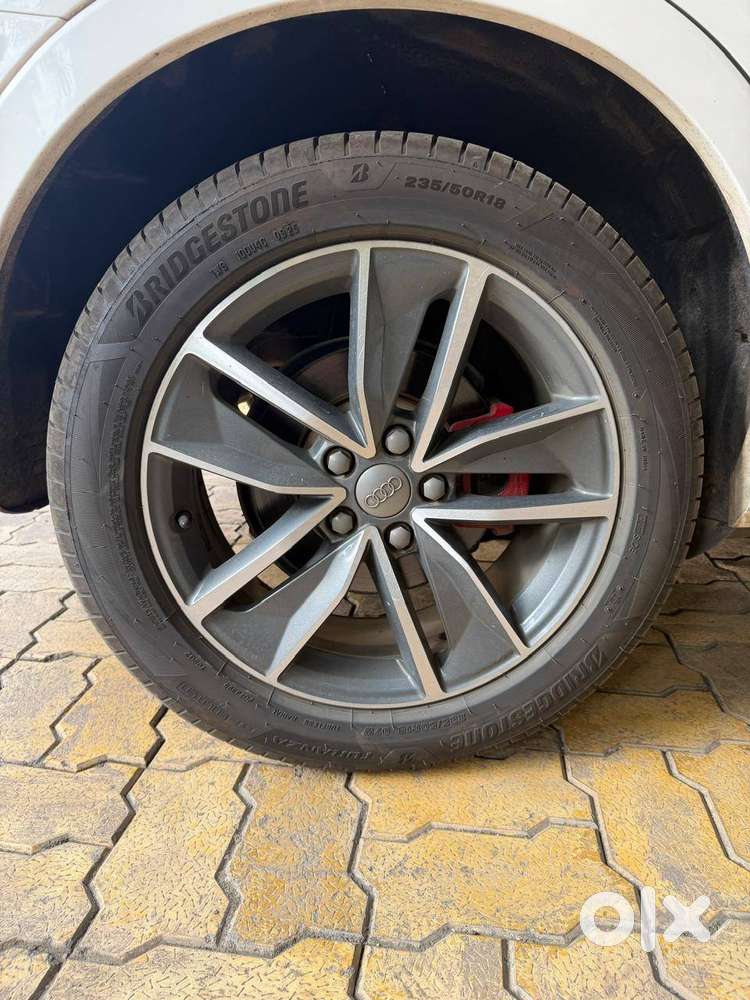 Audi Q3 White Superbly Maintained