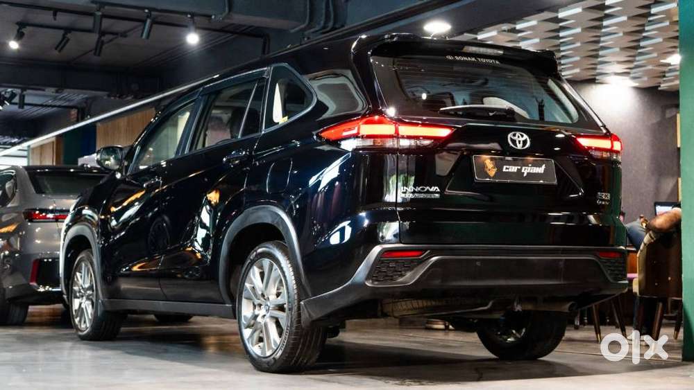 Toyota Innova Hycross Zx(o), 2026, Petrol