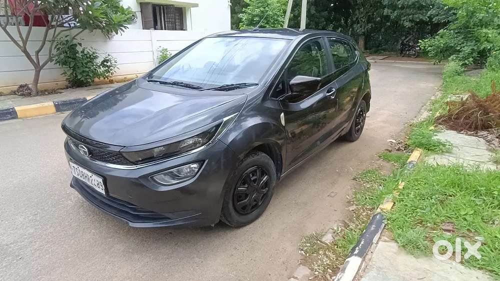 Tata Altroz Petrol 2021