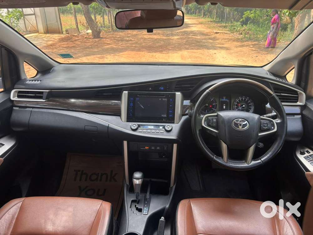 Toyota Innova Crysta 2.8z Automatic, 2016, Diesel