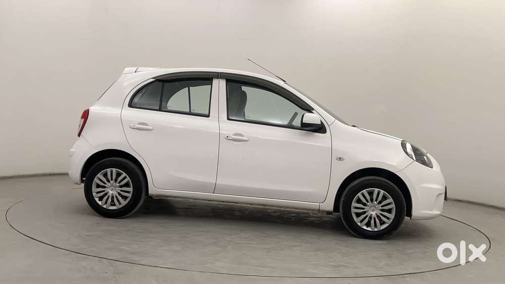 Nissan Micra Active Xv, 2016, Petrol