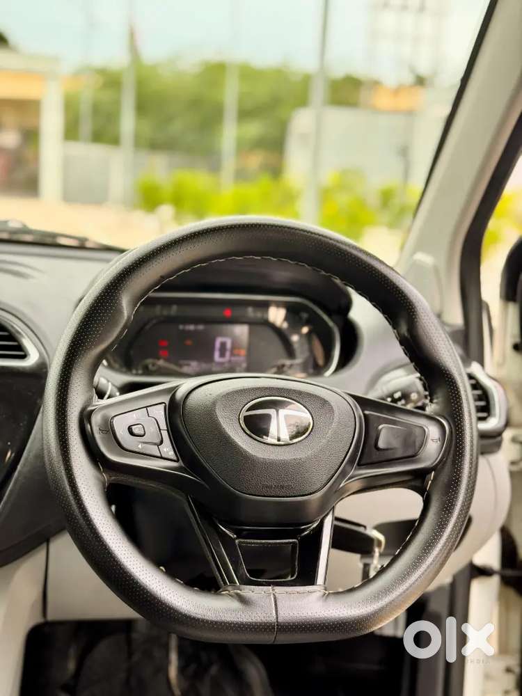 Tata Tiago .avg 18.both Keys Available.non Accidental