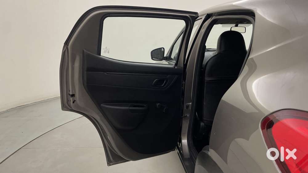 Renault Kwid 1.0 Rxt Amt, 2017, Petrol