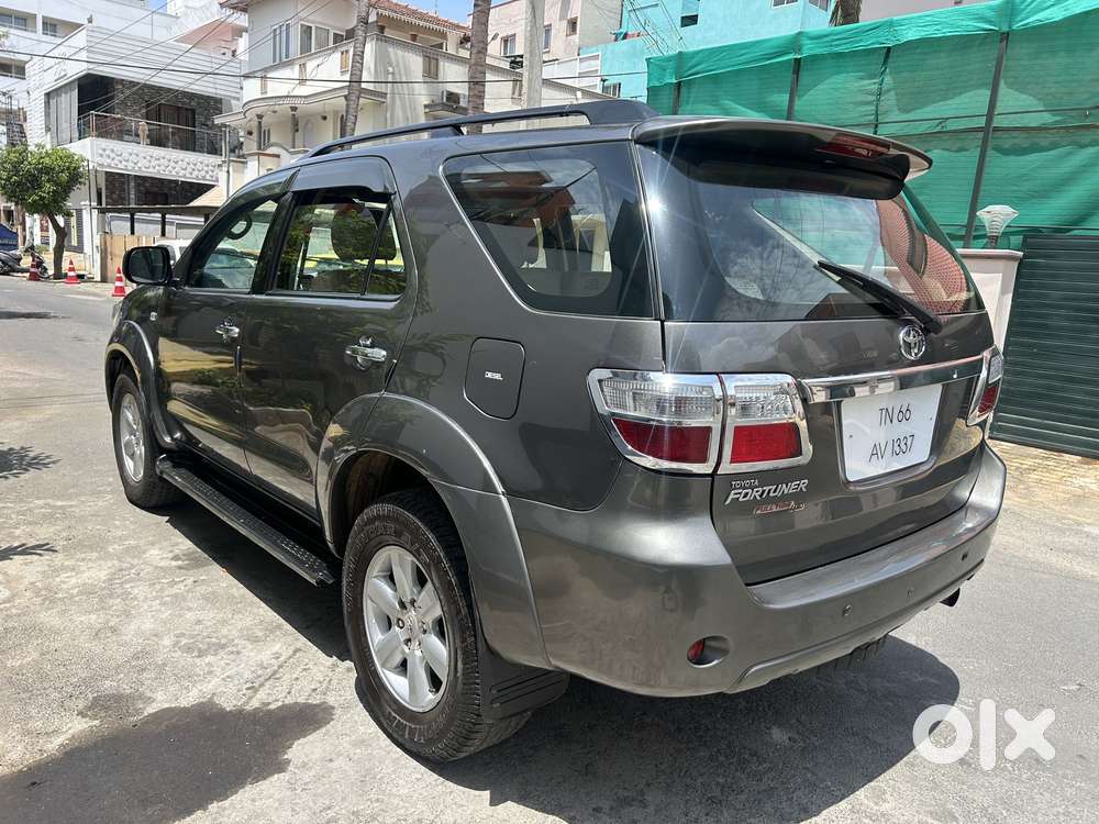 Toyota Fortuner 3.0 4x4 Manual, 2011, Diesel