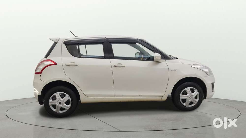 Maruti Suzuki Swift Vxi, 2015, Petrol