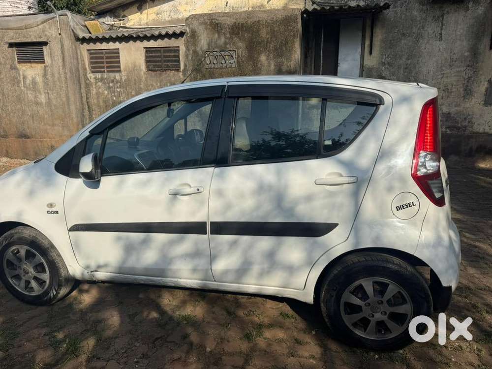 Maruti Suzuki Ritz 2015 Diesel 90000km Driven