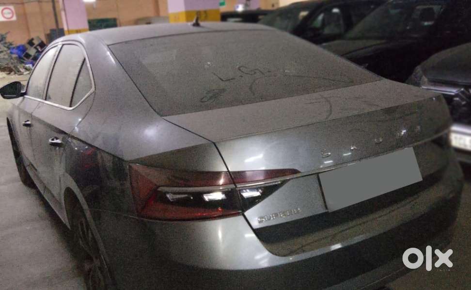 Skoda Superb 2.0 L&k Tsi At, 2022, Petrol