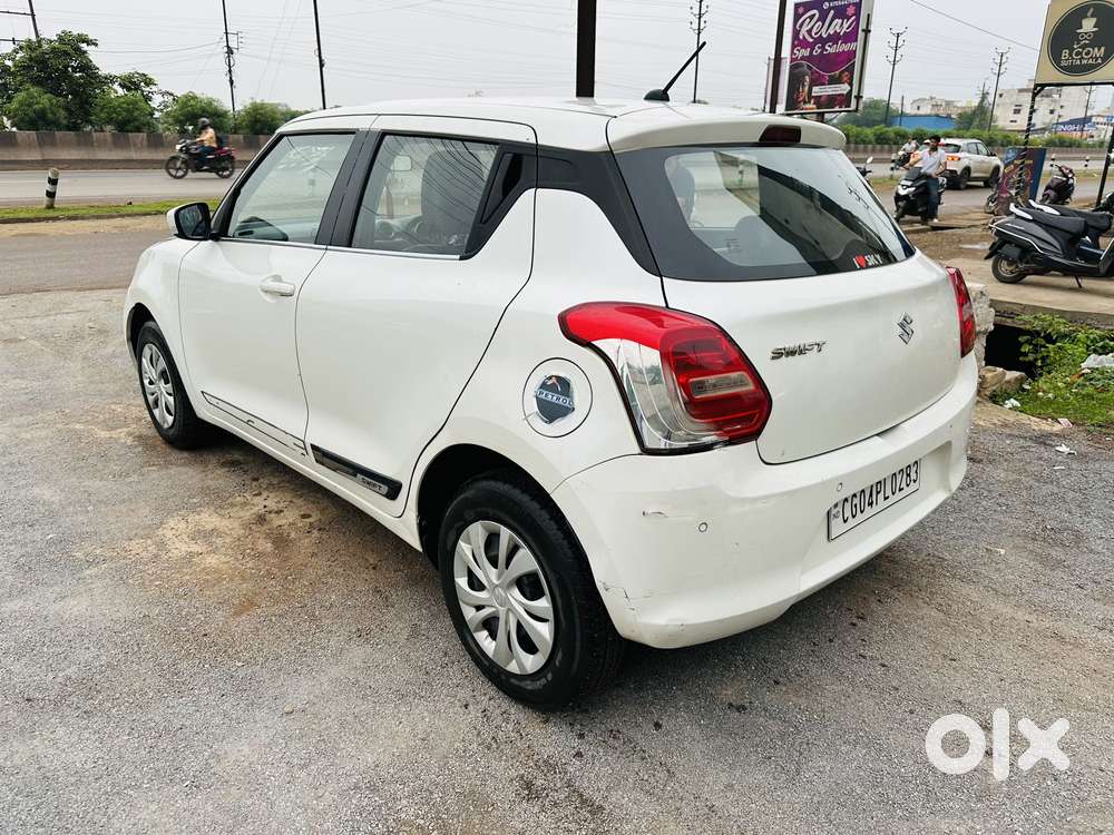 Maruti Suzuki Swift Vxi + Manual, 2023, Petrol