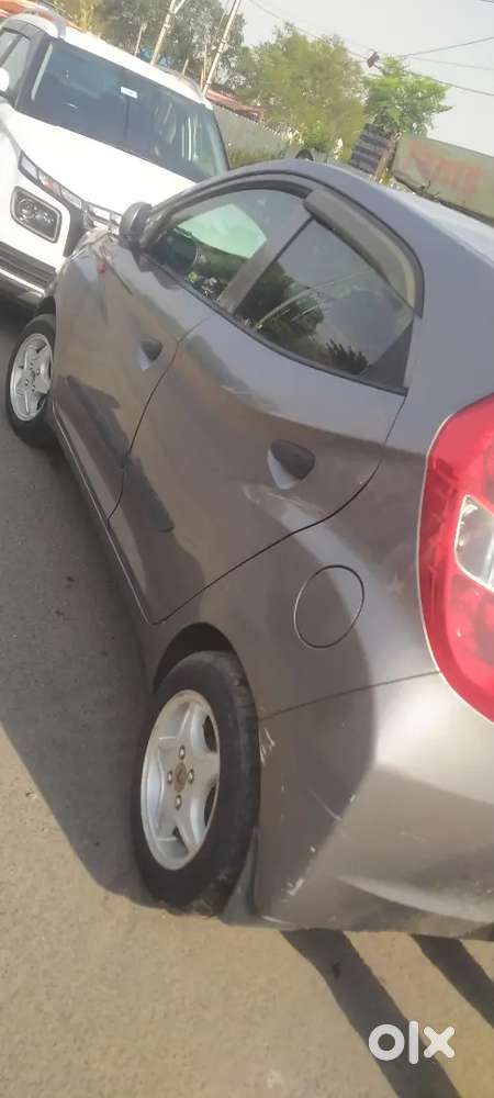 Family Used Car All Paper Complete 2 Lakh Comrensive Insurance Puc