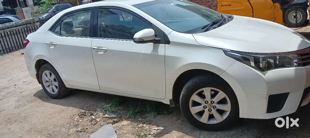 Toyota Corolla Altis 2016
